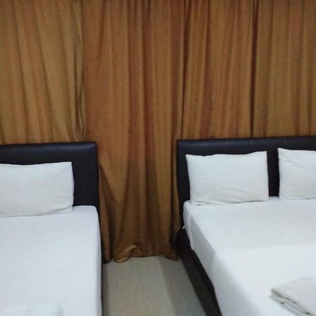 Hotel Lismar Subang Jaya Esterno foto