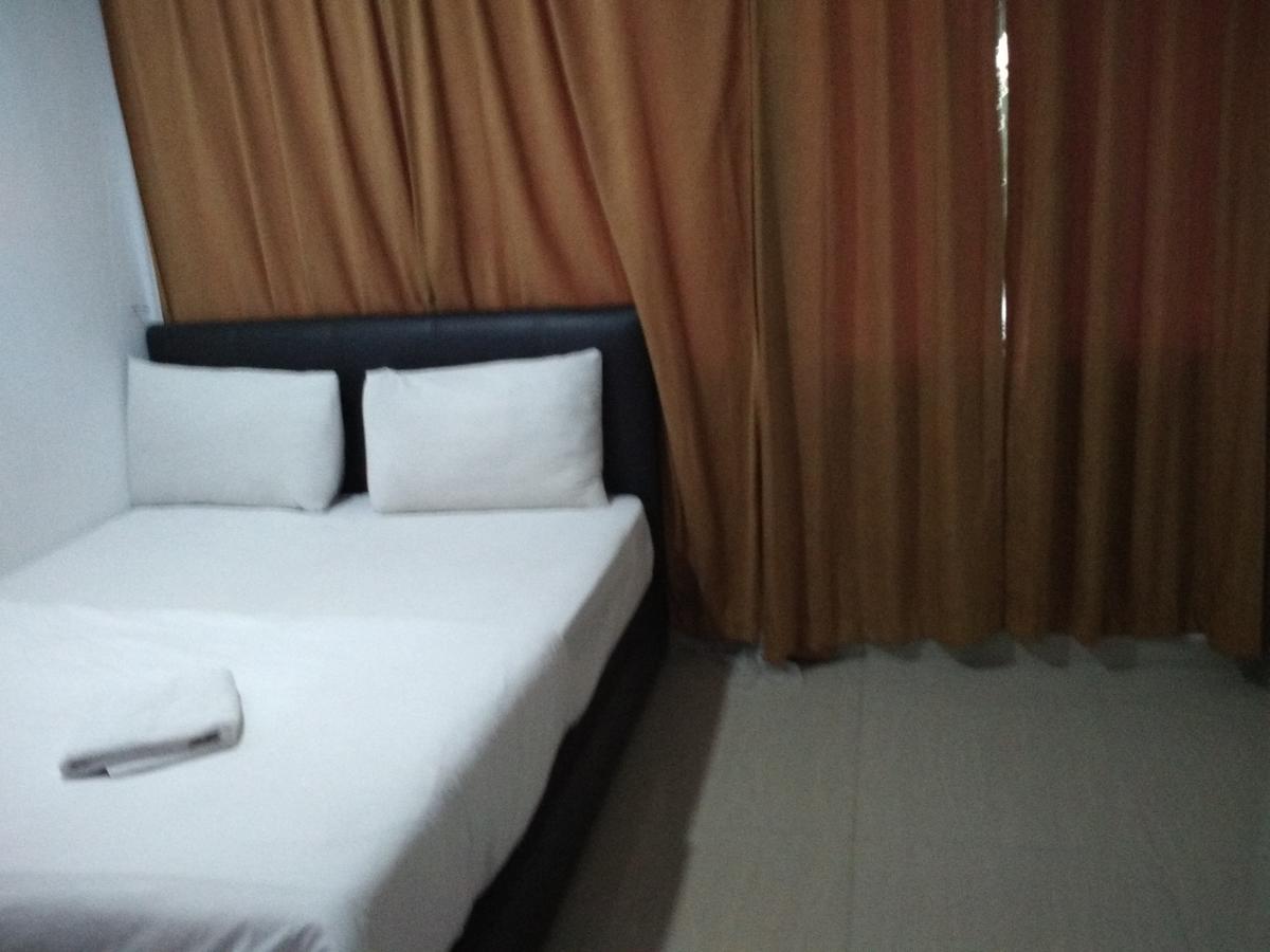 Hotel Lismar Subang Jaya Esterno foto