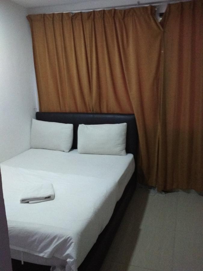 Hotel Lismar Subang Jaya Esterno foto