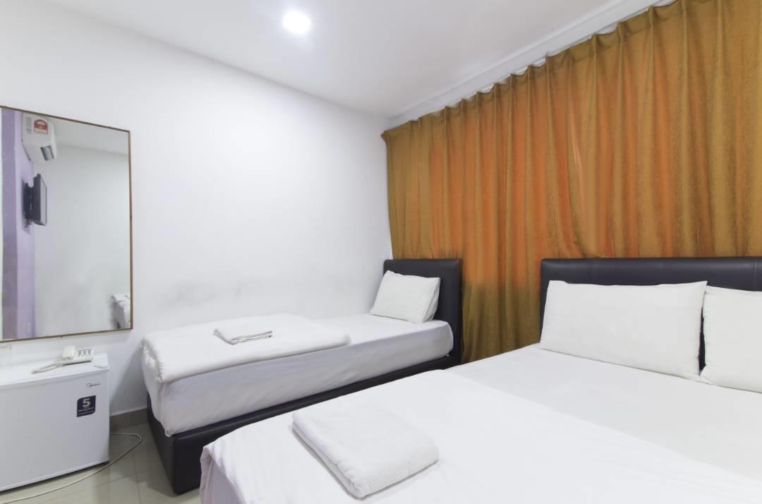 Hotel Lismar Subang Jaya Esterno foto